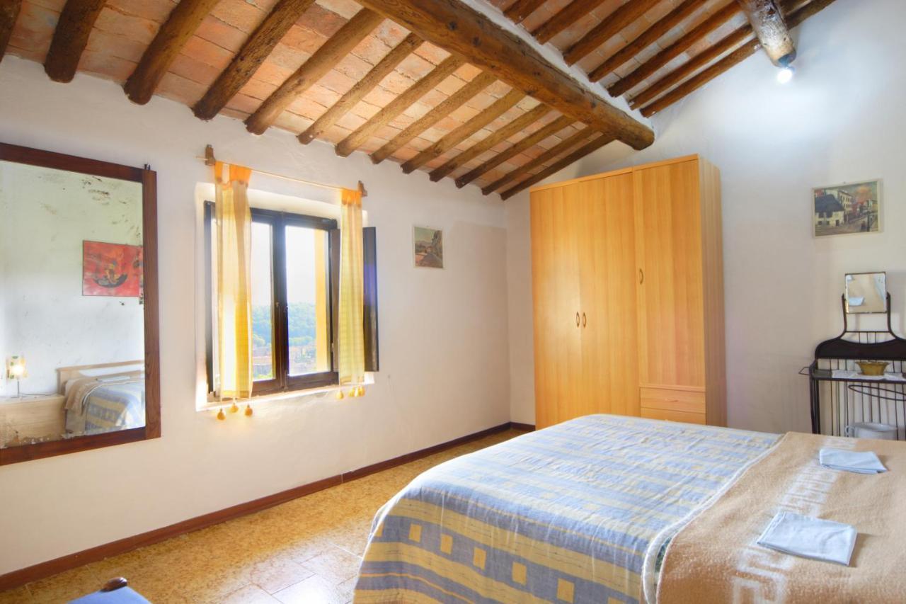 Giaggiolo Apartment Poggibonsi Luaran gambar
